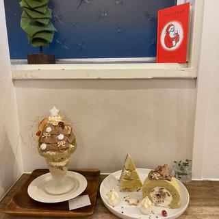 星のクリスマスとクリスマスのロールとクリスマスのチーズケーキ(URAWA POINT)