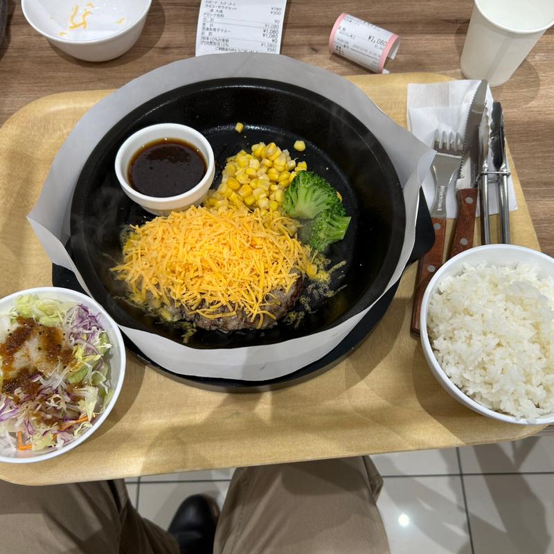 ハンバーグ　チェダーチーズ(武蔵ハンバーグ アリオ川口店)