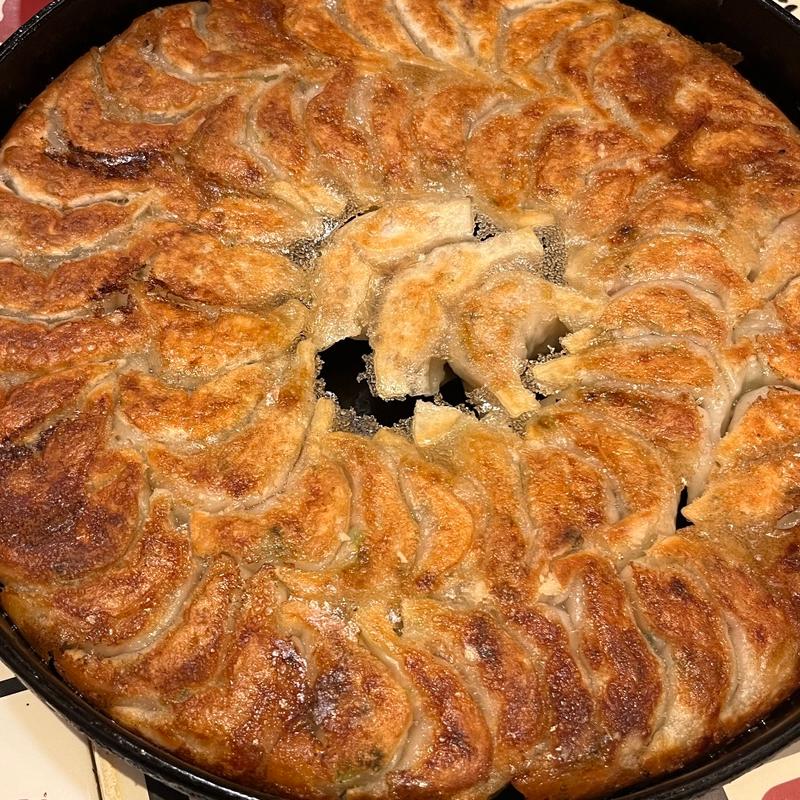 鉄鍋餃子(博多劇場 西新宿店 )