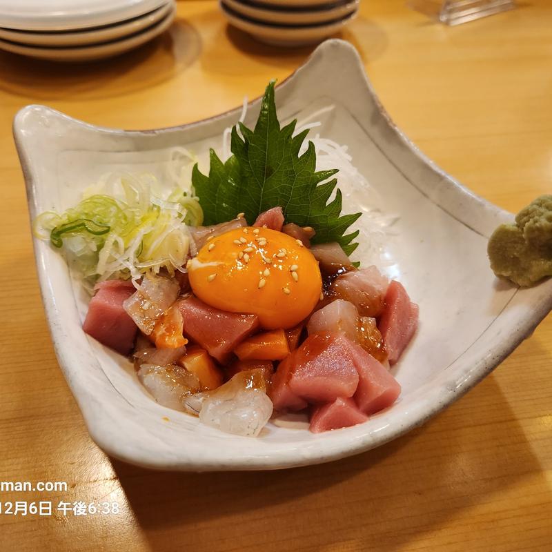 海鮮ユッケ(や台ずし 砂田橋町)