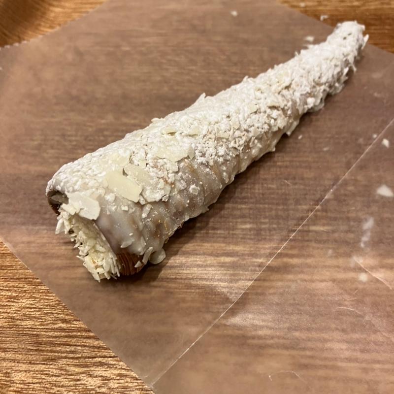 クロワッサンコロネ　ホワイトチョコ(BOUL'ANGE(ブール アンジュ) 大同生命札幌ビル店)