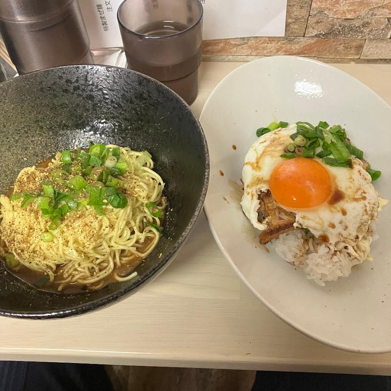 汁なし担々麺・焼き豚玉子飯（Aセット）(花山椒八丁堀店)