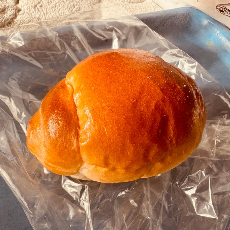 バターロール2個(Bakery AYUPAN)