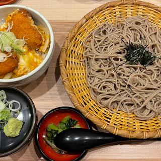 カツ丼定食(おらが蕎麦 野田アプラ店)