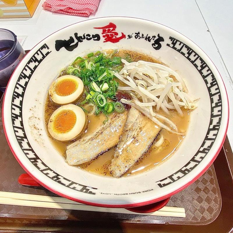 8種魚介のギョットンラーメン(とんこつ愛があふれてる ラーメンとりこ 天理店)