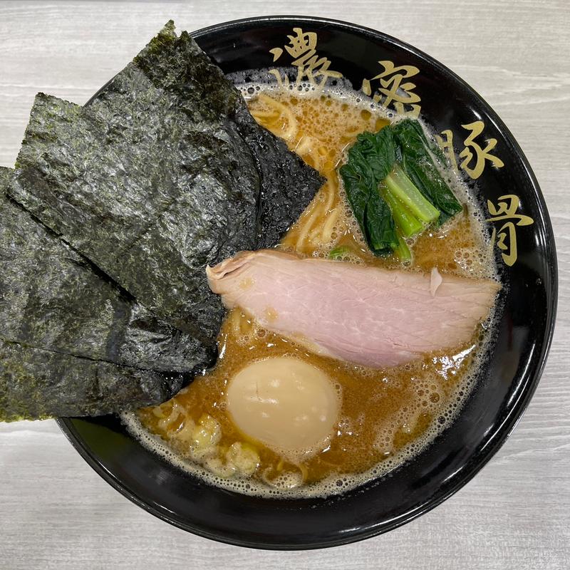 味玉入り濃密豚骨(濃密豚骨 福はら)