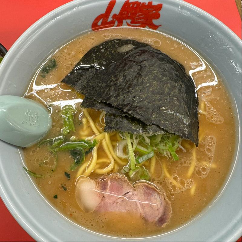 醤油ラーメン(ラーメン山岡家 月寒店 （やまおかや）)