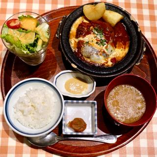ハンバーグステーキ(御堂筋 ロッヂ)