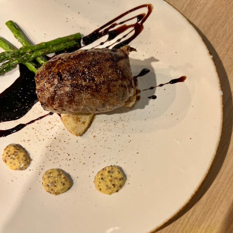 仔羊ハンバーグ炭火焼き(地球屋)