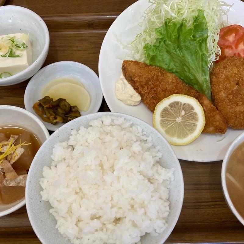 白身魚コロッケランチ(米々亭)