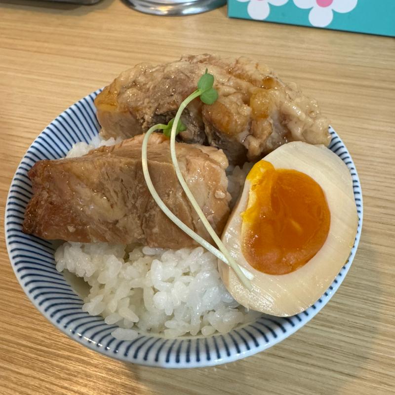 龍油飯(麺や 雨龍)