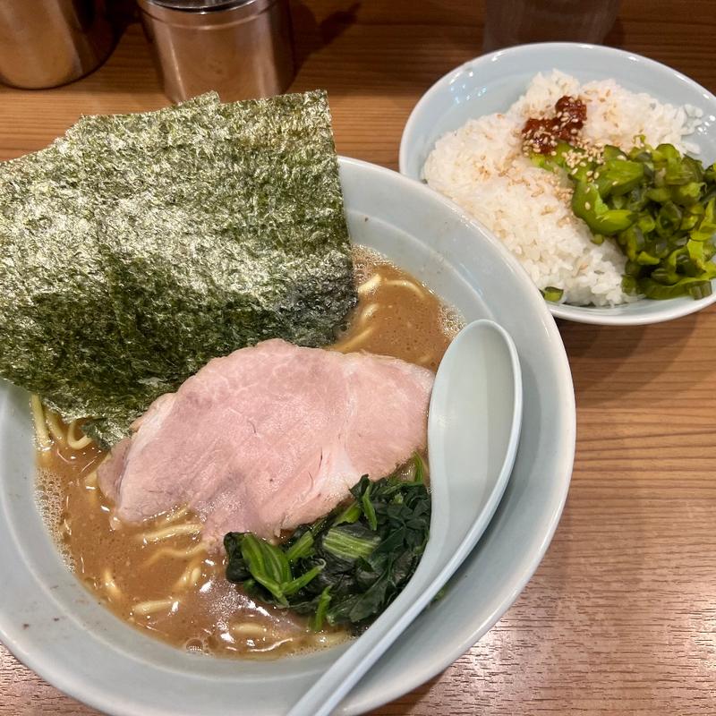 ラーメン(並)(横浜家系ラーメン 武蔵家)