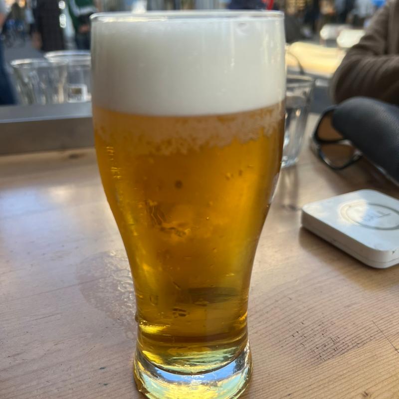 生ビール(ピッツェリアエイト 下北沢)