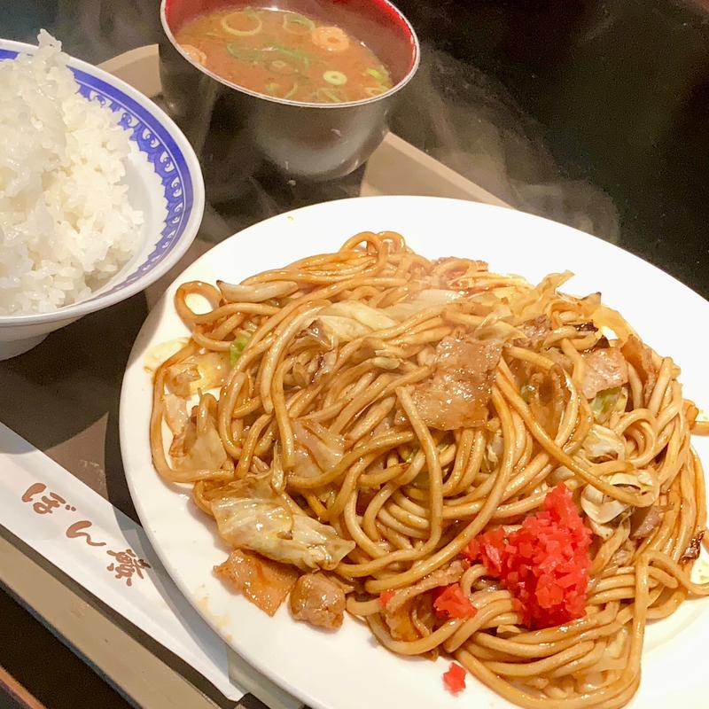 名物！焼きそば定食(ぼん繁天満橋本店)