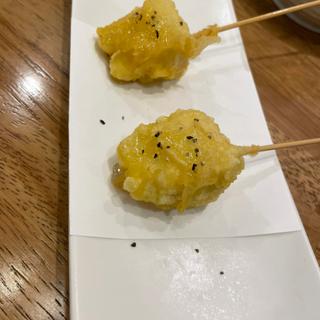 串天 カマンベールチーズ はちみつペッパー(あて寿司×天ぷら酒場 すしぱ 池下店)