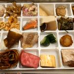 津軽めんこい懐石弁当 ひとくちだらけ(NewDays KIOSK 東京駅新幹線ホーム5B)