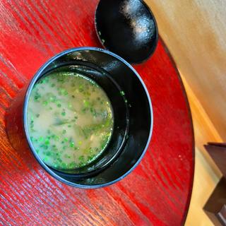 お味噌汁(美な味 鮨 しんたろう)