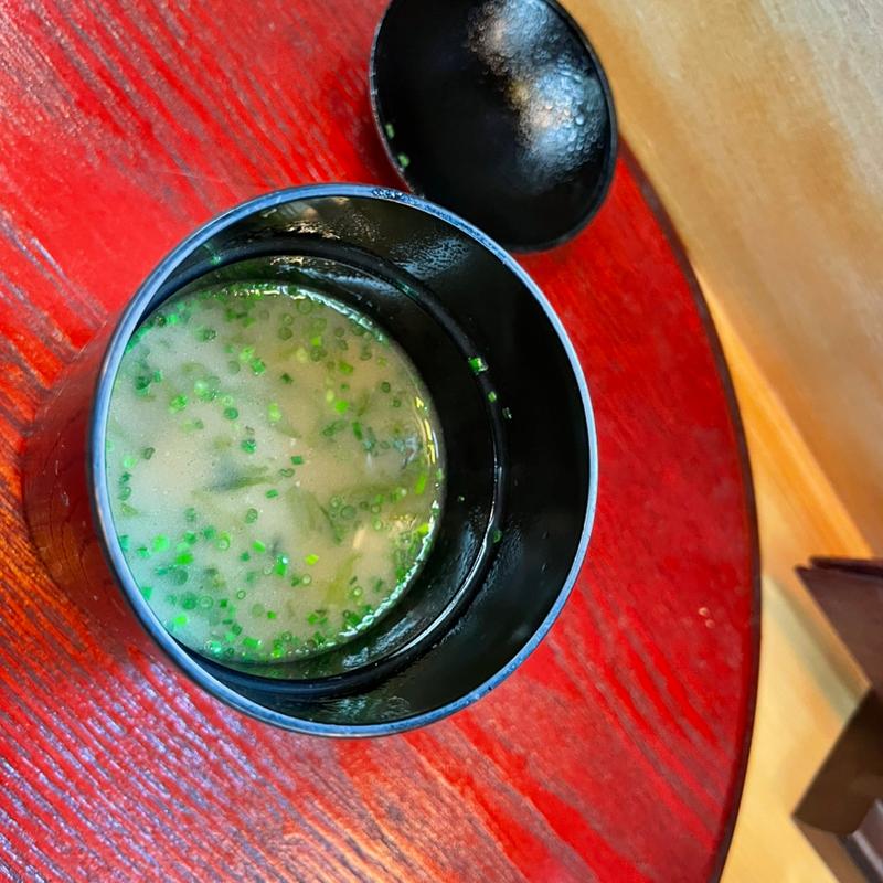 お味噌汁(美な味 鮨 しんたろう)