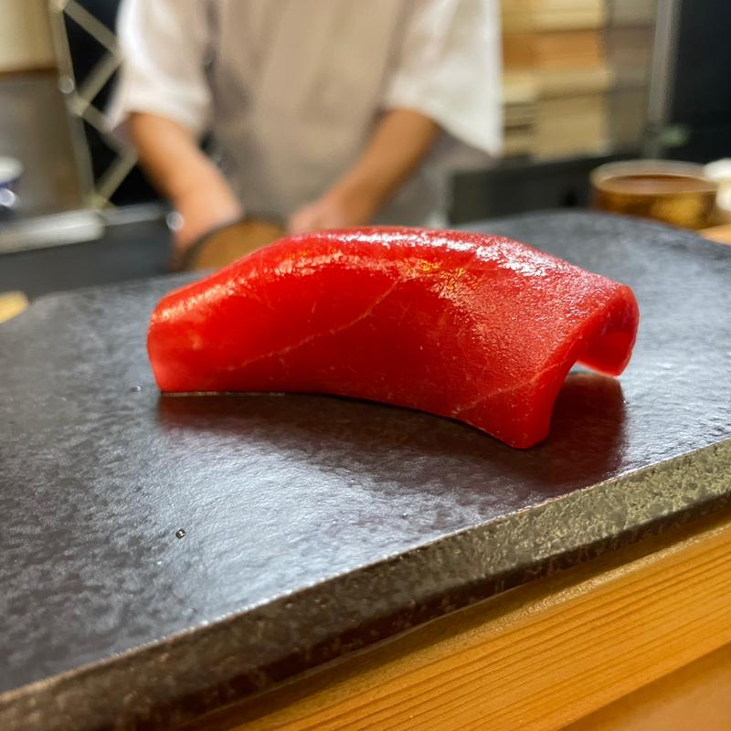 赤身の握り(美な味 鮨 しんたろう)