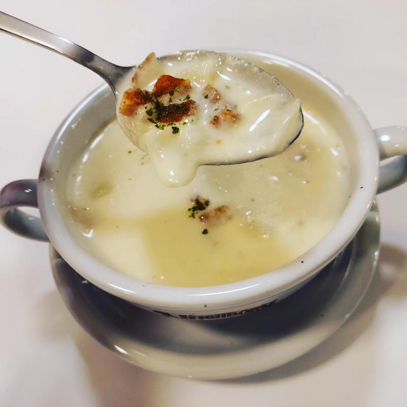 ニューイングランドクラムチャウダー(ネイバーズ ダイナー)