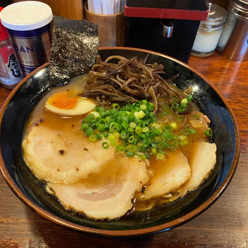 豚骨らーめん(麺屋 双喜 （めんや そうき）)