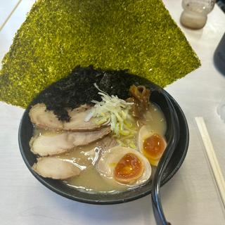 特製ラーメン(頑固麺飯魂 気むずかし家)