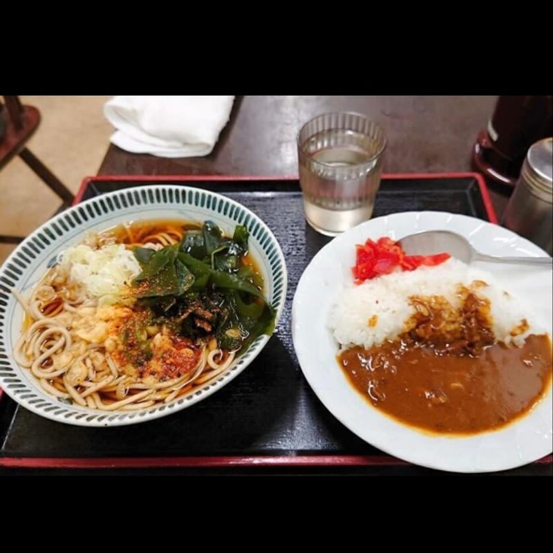 たぬきそば　カレーライス(相州そば本店・工場)