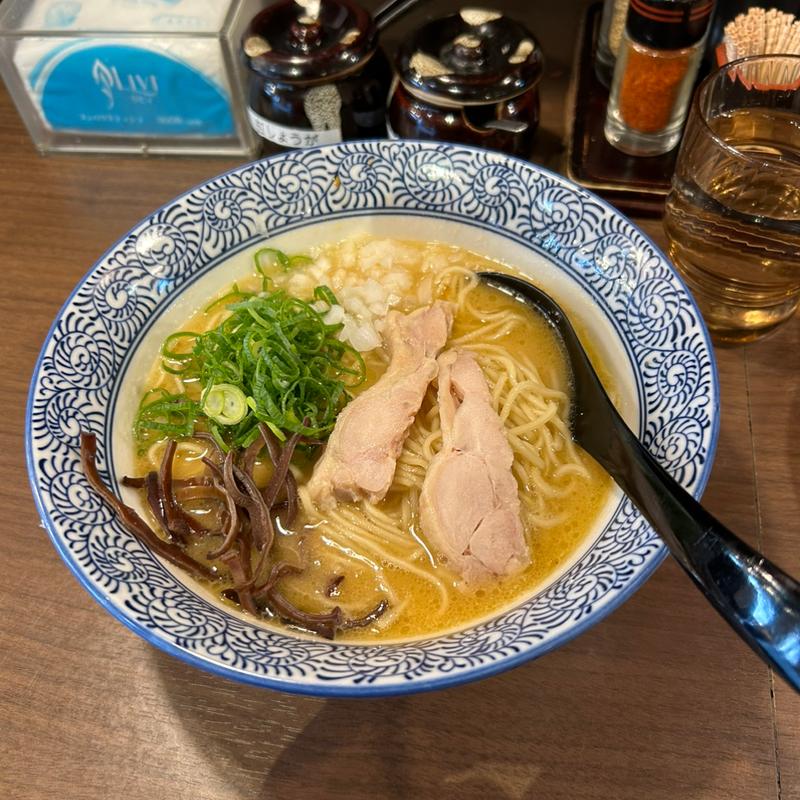 濃厚鶏白湯ラーメン(品川製麺所)