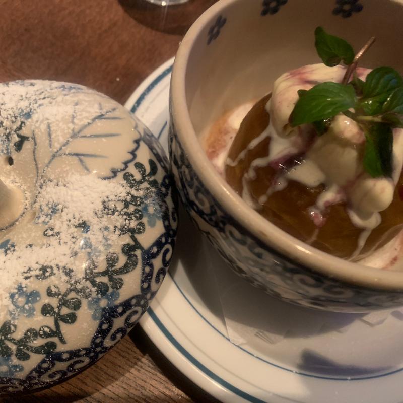 りんごのオーブン焼き(マル・デ・クリスチアノ Mar de Cristiano)