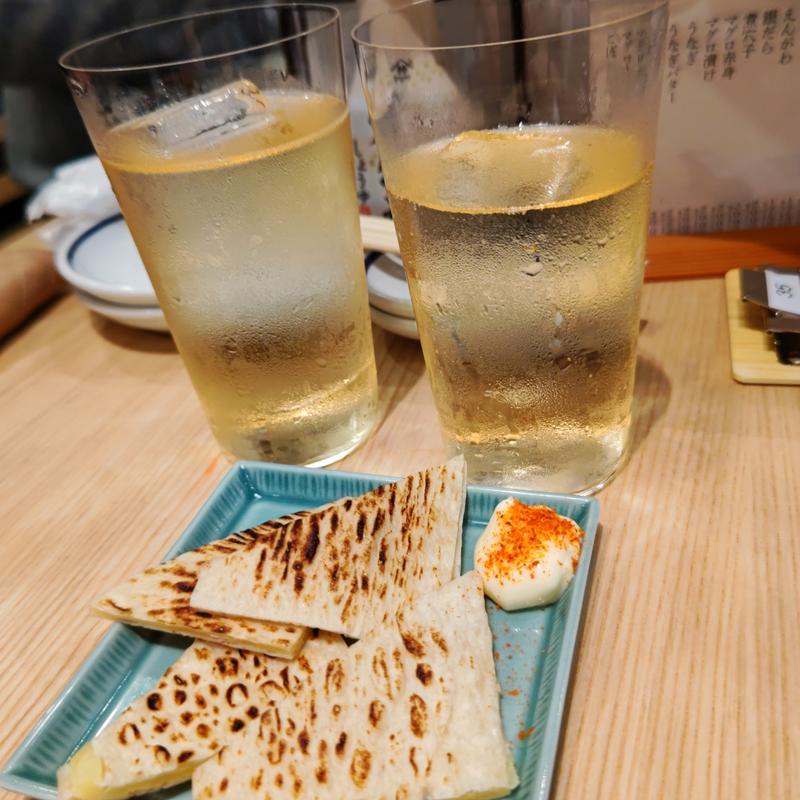 大人の炙りタラチーズ(大衆すし酒場 スシマヅメ 野毛本店)