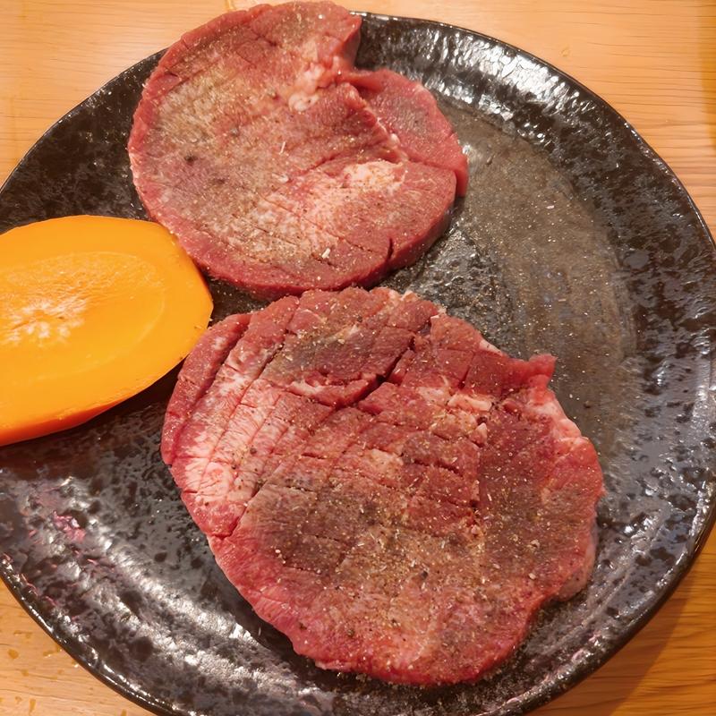 塩タン(ホルモン松阪路)