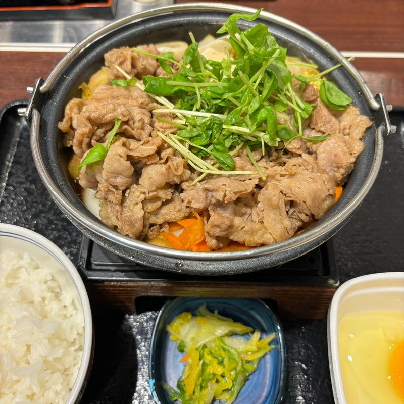 牛すき鍋膳 肉2倍(吉野家 聖蹟桜ヶ丘駅店)