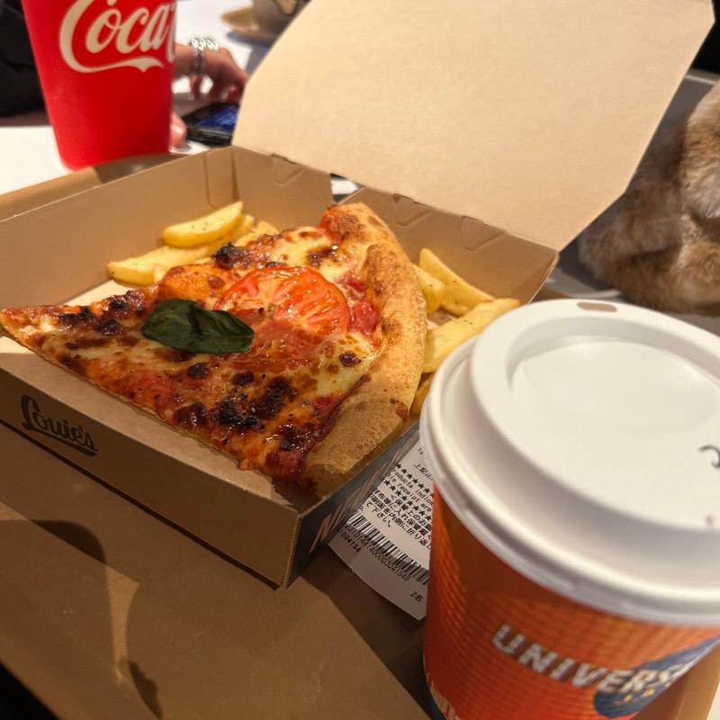 (ルイズ N.Y. ピザ パーラー （Loui’s N.Y. Pizza Parlor）)