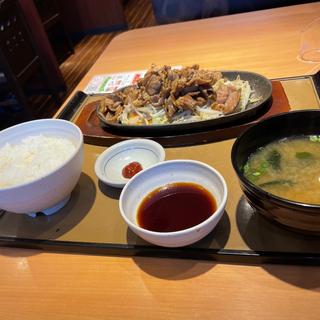 野菜とラムジンギスカン定食(やよい軒 神戸元町店)