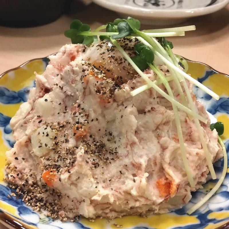 半玉のせコロポテサラダ(炉端とおでん 呼炉凪来 仙台駅前店)