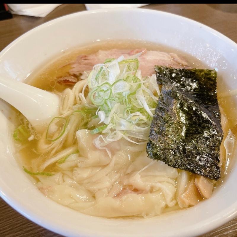 海老ワンタン麺　塩(荻窪らーめん 栄龍軒)
