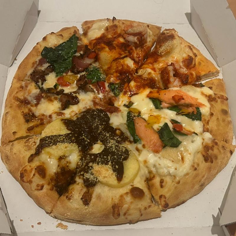 冬のごちそうクワトロ(ドミノ・ピザ枚方須山町店)