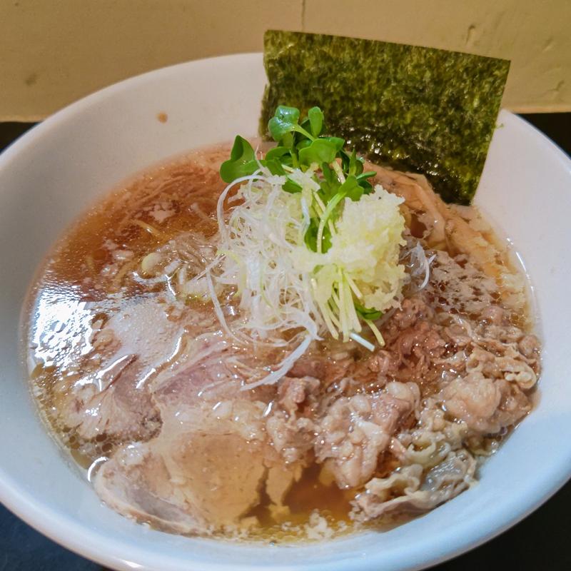 背脂にんにく醤油ラーメン(麺や勝治)