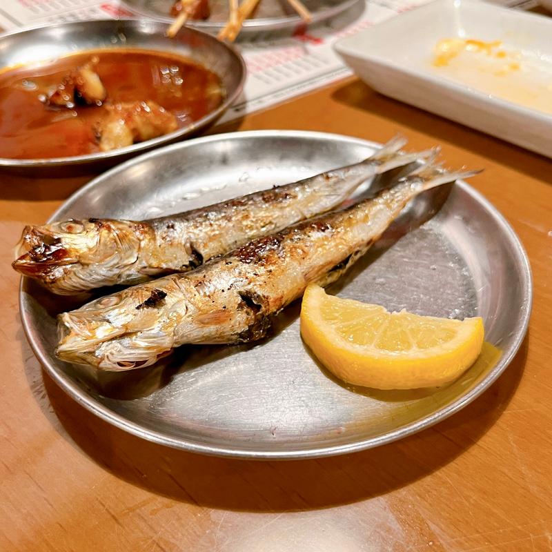 いわしの丸干し(2尾)(大衆酒場 トラノコ)