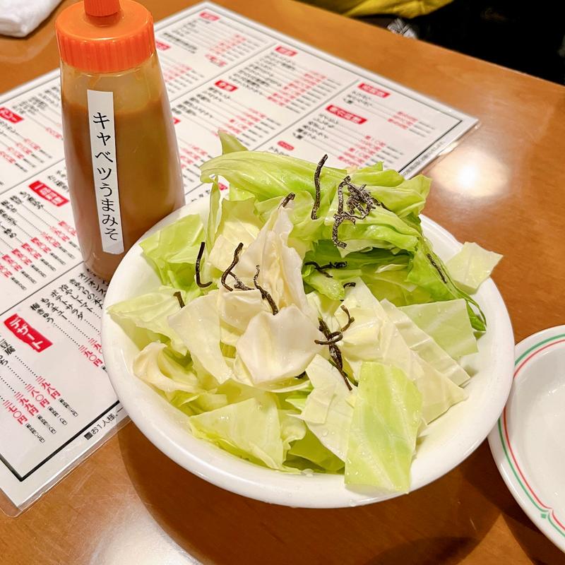 お通し(塩昆布キャベツ)(大衆酒場 トラノコ)