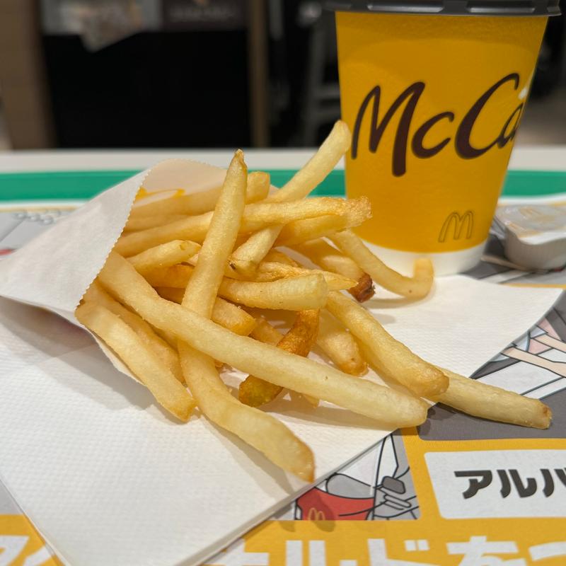 マックフライポテト(S)(マクドナルド 金山店)