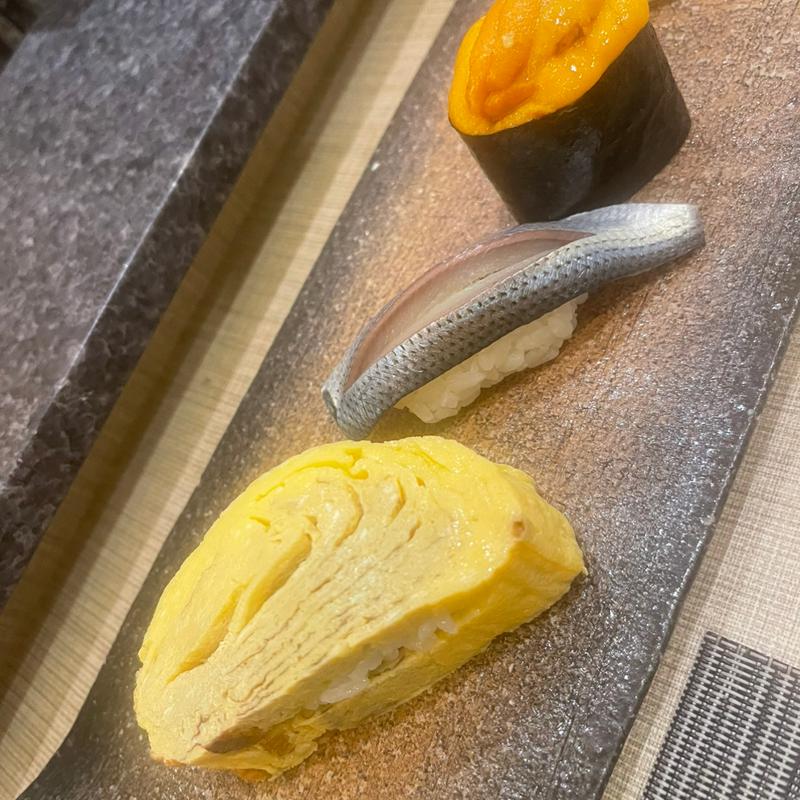 玉子＋コハダ＋ウニ軍艦(つづみ )