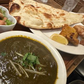 タンドリーランチ(インド料理 アクバル あざみ野店)