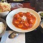 エビチリ定食(唐揚げ2個付)(中華食堂 よしだ屋 新大前店)