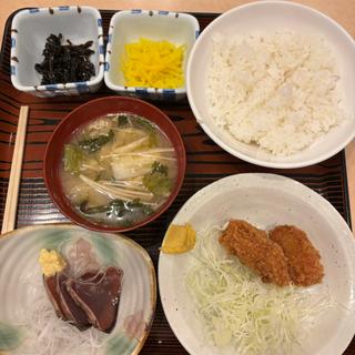 カキフライ定食(日本料理居酒屋かぶき 神田駅北口店)