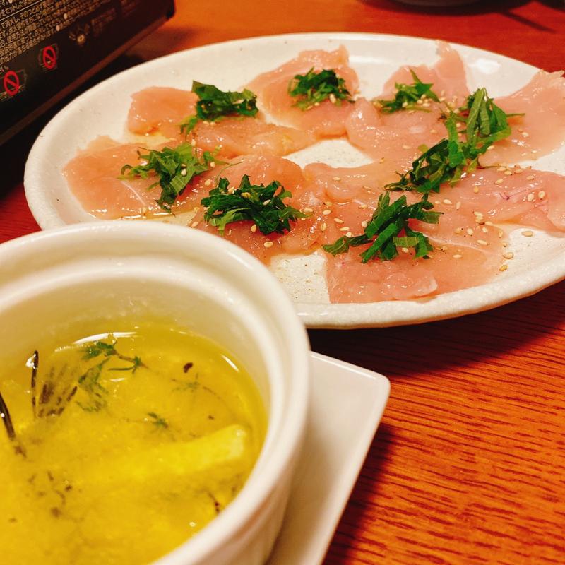 厳選むね肉 香草オイル焼き(男子厨房酒場 蔵の灯)