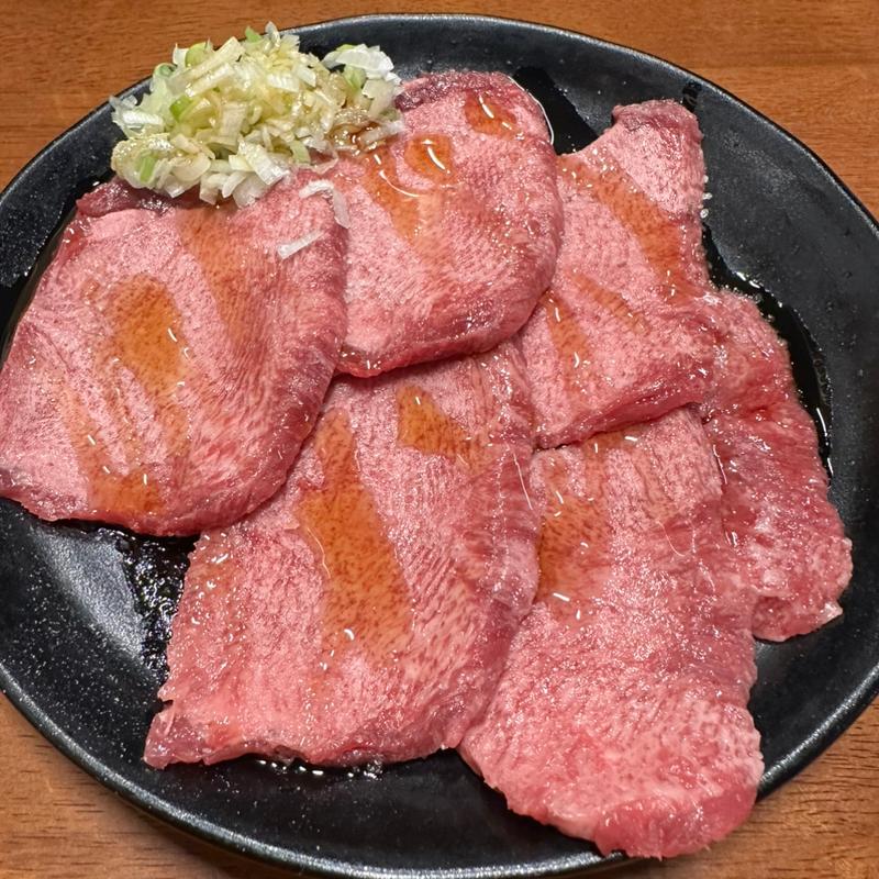 (ホルモン焼き 廿廿 （じゅうじゅう）)