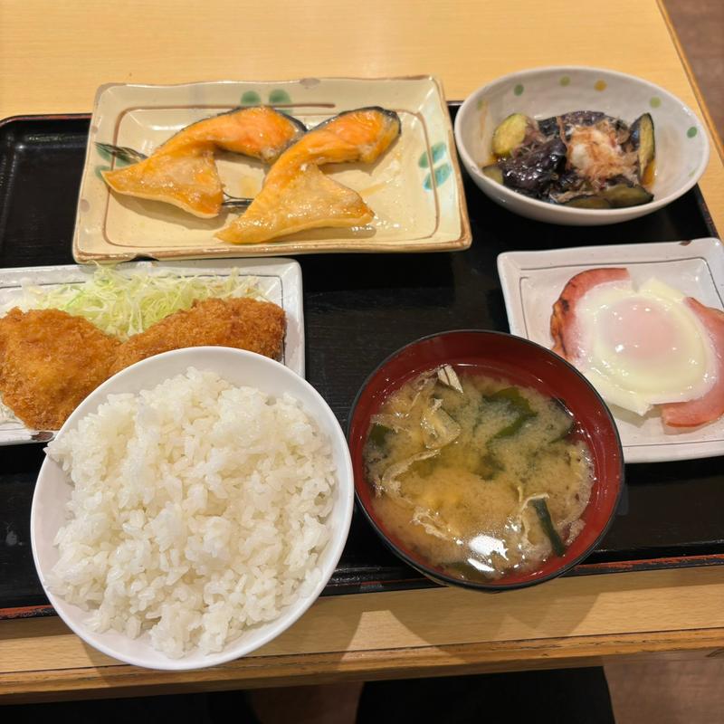 その日おすすめの品をセルフ形式でご提供！(丸惣)