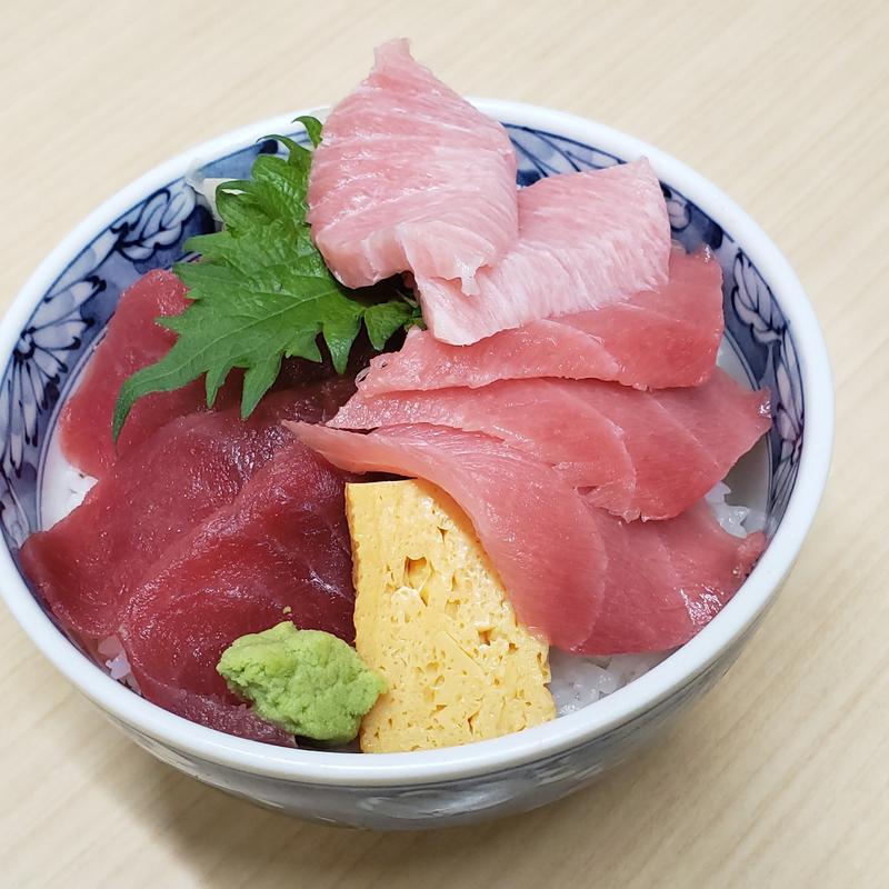 まぐろ重ね丼(築地かんの 本店)