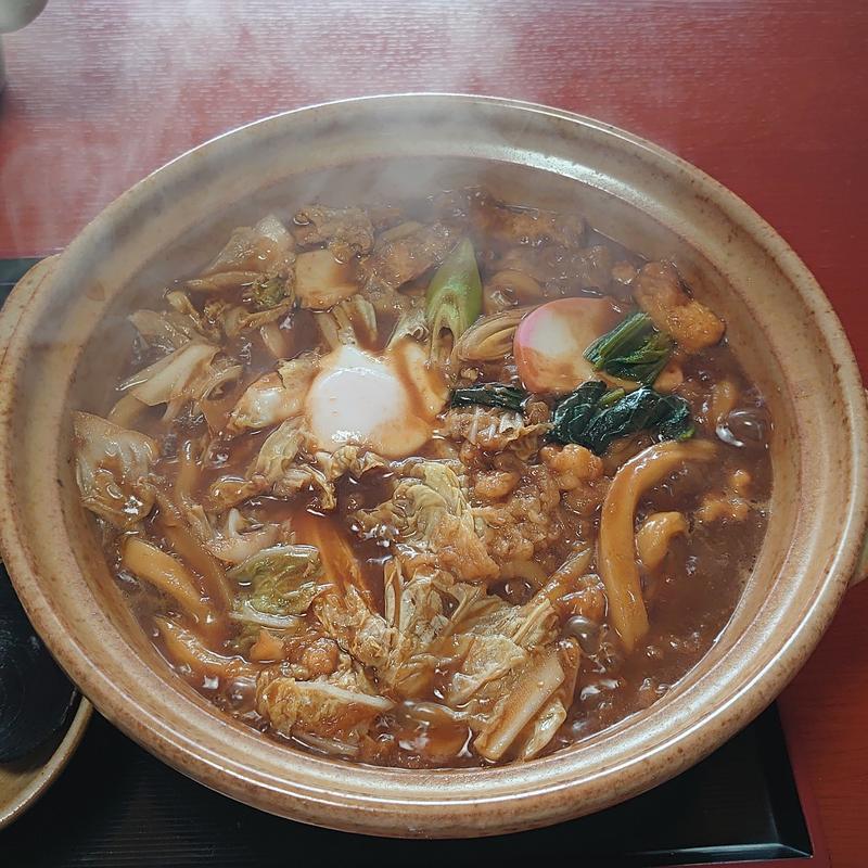 赤みそ煮込みうどん＋大盛り(そこら辺の畑の黒ダイヤ)